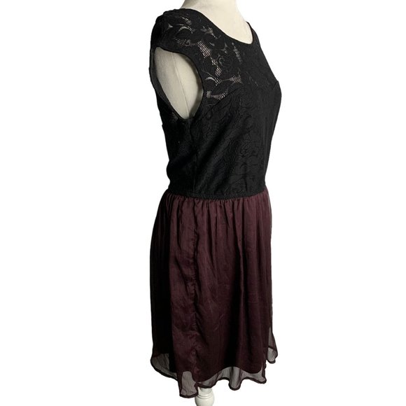Dynamite Lace Chiffon Party Dress L Black Purple Lined Low Back Elastic Waist - Picture 5 of 6
